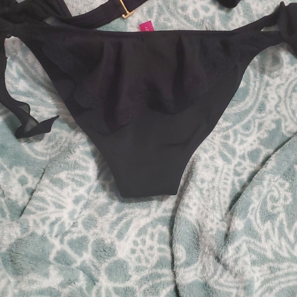 Victorias Secret Bikini - Picture 6 of 6